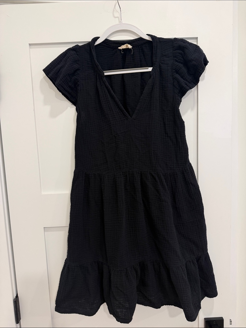NATION LTD Black Cotton Gauze Tiered Mini Dress V-Neck Short Sleeve Size M
